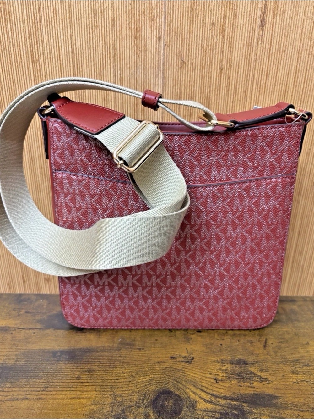 Michael Kors Jet Set Travel Messenger Bag Crossbody MK Signature Cherry Red New - Picture 5 of 6